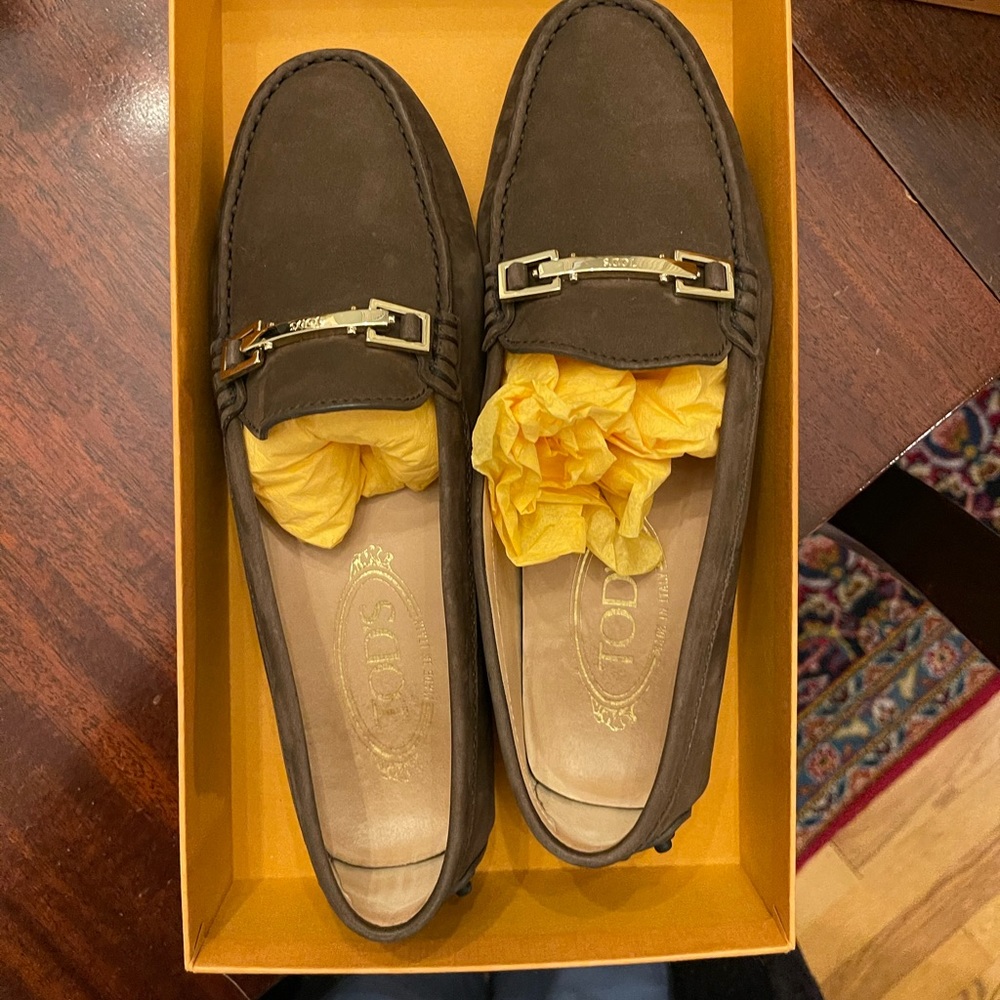 Tod’s brown loafers